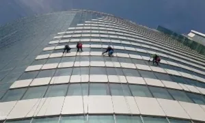 İple Erişim Yüksekte Çalışma: Avantajları ve Güvenliği!